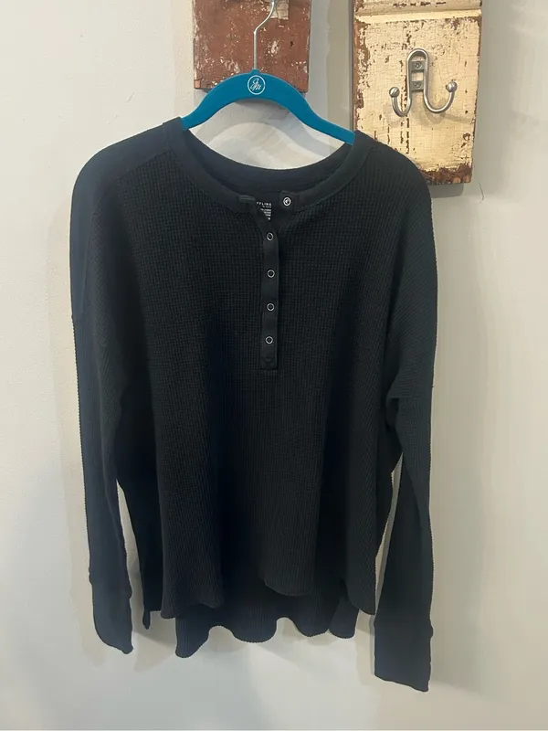 OFFLINE By Aerie Wow! Waffle Henley T-Shirt - True Black - Image 2