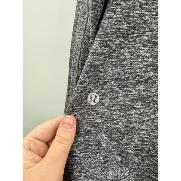 Lululemon Cowl Neck Pullover Women's Size 8 Gray Make A Move Along Stretch Gym‎ - Image 4