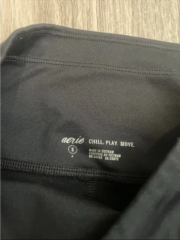 aerie Black High-Waist Leggings with Side Pockets - Image 2