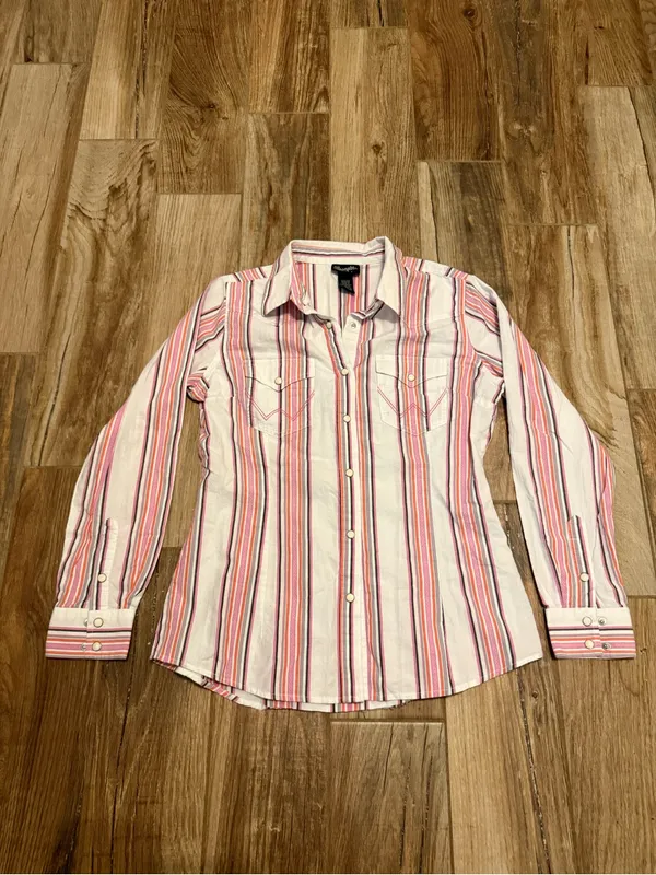 Wrangler Women's Retro Snap White Multicolor Strip Shirt - Image 2