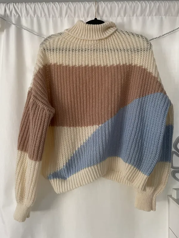 SheIn sweater - Image 5