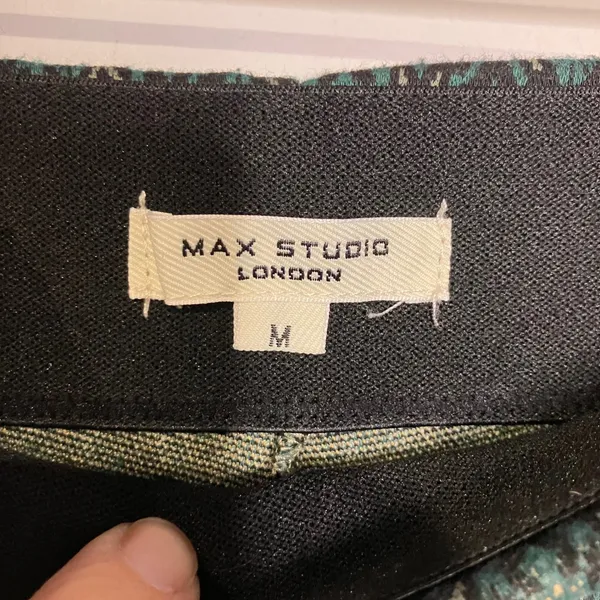 Max Studio Green geometric pattern wide leg pants‎ pockets women's size medium - Image 3