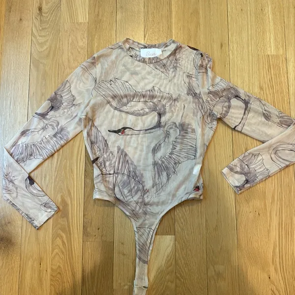 Blush Bodysuit Sheer Mesh Swan Print Long Sleeve Size Small - Image 3