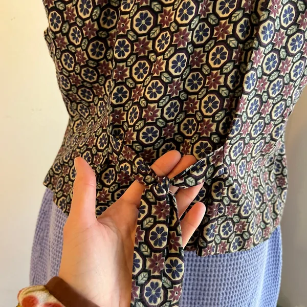 Handmade 90s Floral Folk Print Button Front Vest Top Size Medium to Large - Image 7
