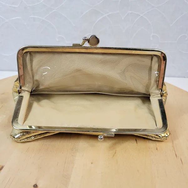 Vintage Clutch Wallet Womens 8"x5" Metallic Gold Kiss Lock Bi-Fold Evening Purse - Image 4