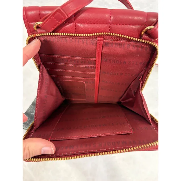 Steve Madden Red Quilted Faux‎ Leather Crossbody Wallet Bag Gold Hardware - Image 8