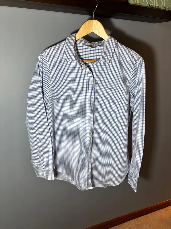 Ladies Large Old Navy Blue Check Blouse - never worn - Image 2