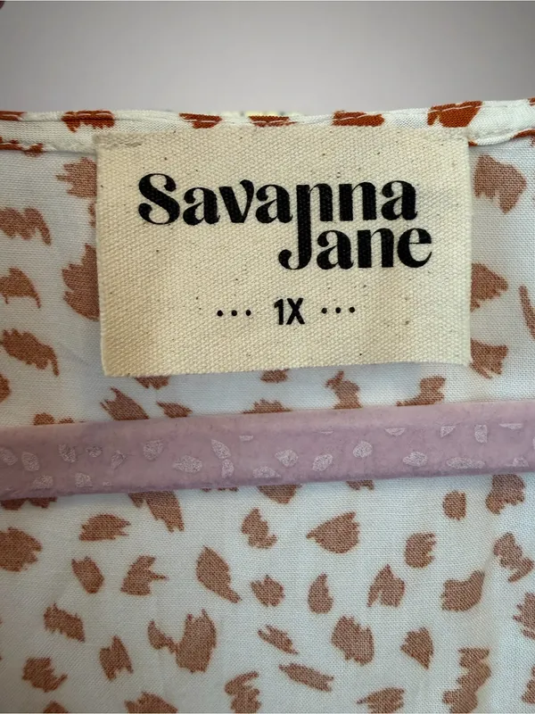 Savanna Jane Boho floral embroidered flare sleeve top size 1X - Image 9