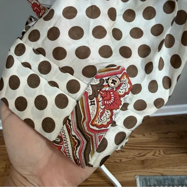 BCBGMAXAZRIA silk polka dots paisley print wrap top snap closure size small tie waist - Image 4