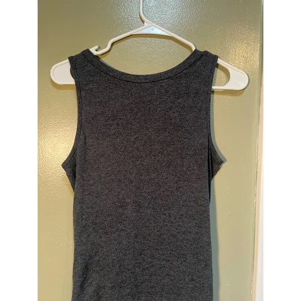 Womens Sleeveless Henley Tank Top Dark Charcoal Gray Ribbed V-Neck Button C5J020 - Image 7