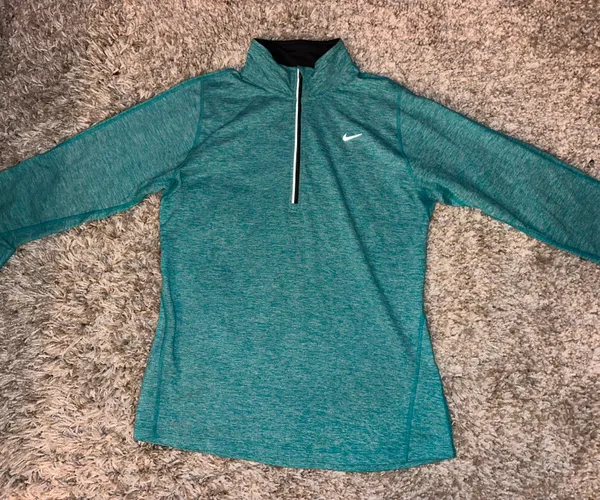 Nike Dri-Fit Quarter-Zip Pullover - Image 3