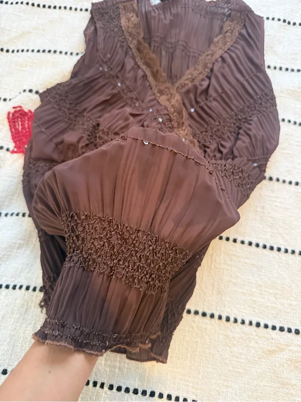 Y2K 2000s Sleeveless Brown V-Neck Pleated Sequins Women's Top - Image 2