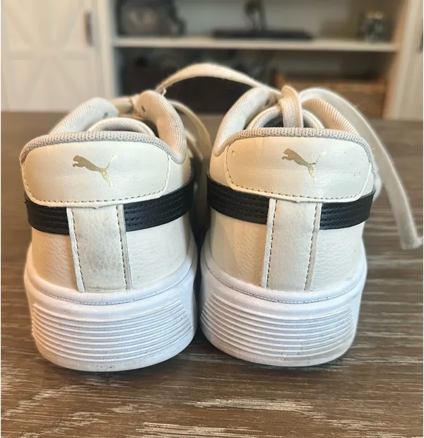 Puma Sneakers - Image 2