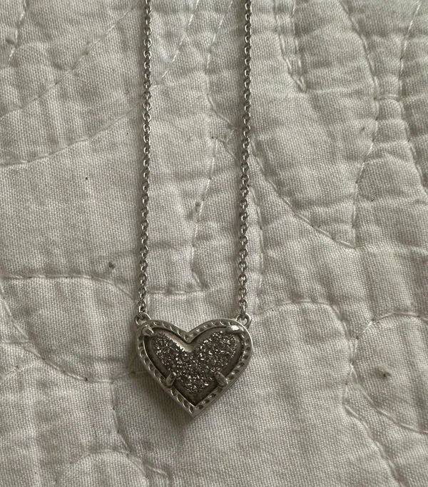 Kendra Scott ari heart silver pendant - Image 2