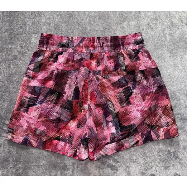 LULULEMON Spring‎ Break Away Breakaway Shorts II  Size 4 - Image 4