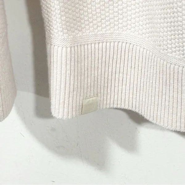 Lululemon Cream Texture Knit Crewneck Sweater Pullover Size Small - Image 5
