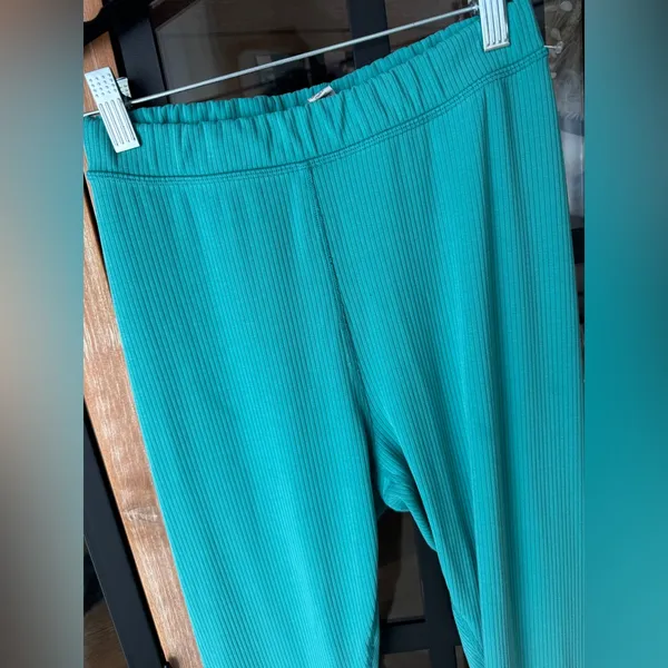 ALO leggings ribbed blissful high waisted 7/8 ocean teal emerald workout - Image 5