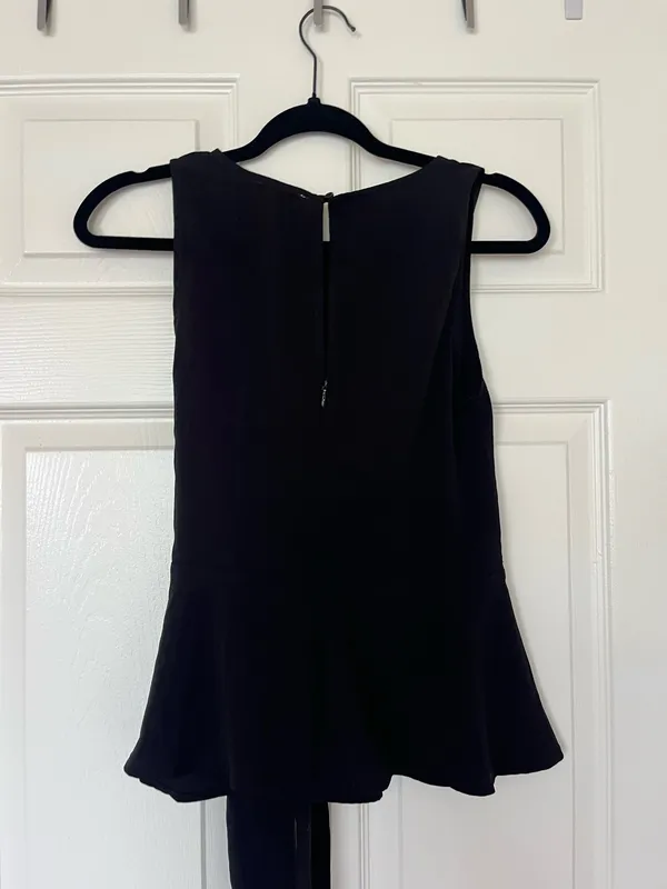 Lush black sleeveless tie top - Image 2