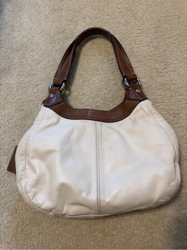 Coach Vintage Soho Hobo Bag - Image 4