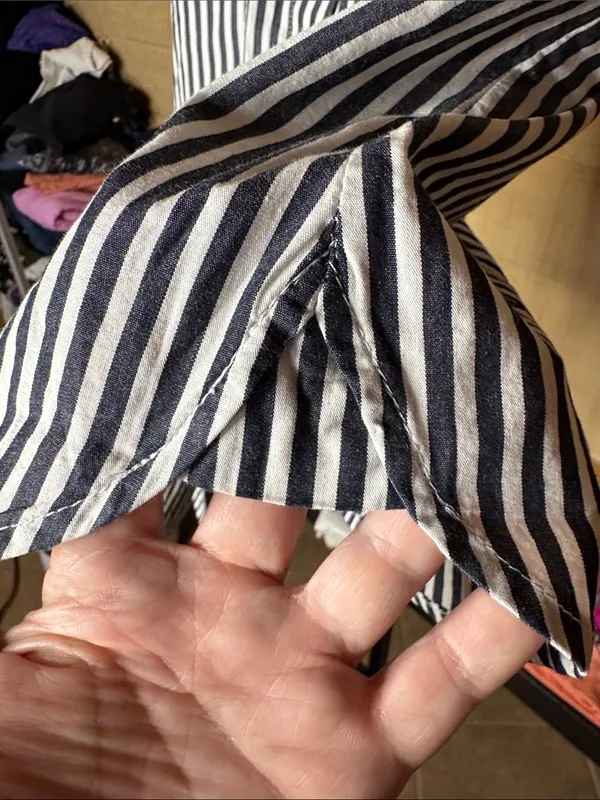 Tommy Hilfiger Navy White Striped Sleeveless Button Down Shirt Size Medium - Image 6