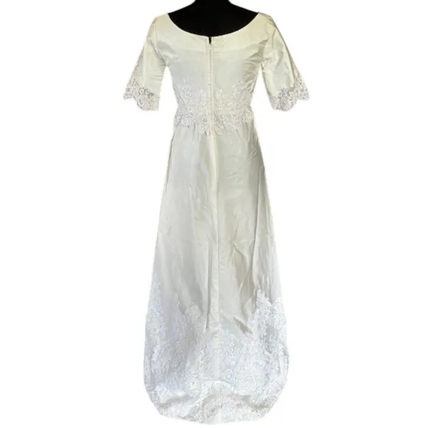 Vintage 1960s Bridal Portrait Wedding Dress Union Made, Vintage Size 10 (4-6) - Image 6