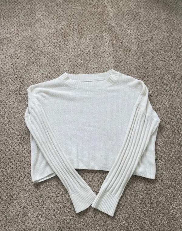 American Eagle sweater  - Image 4