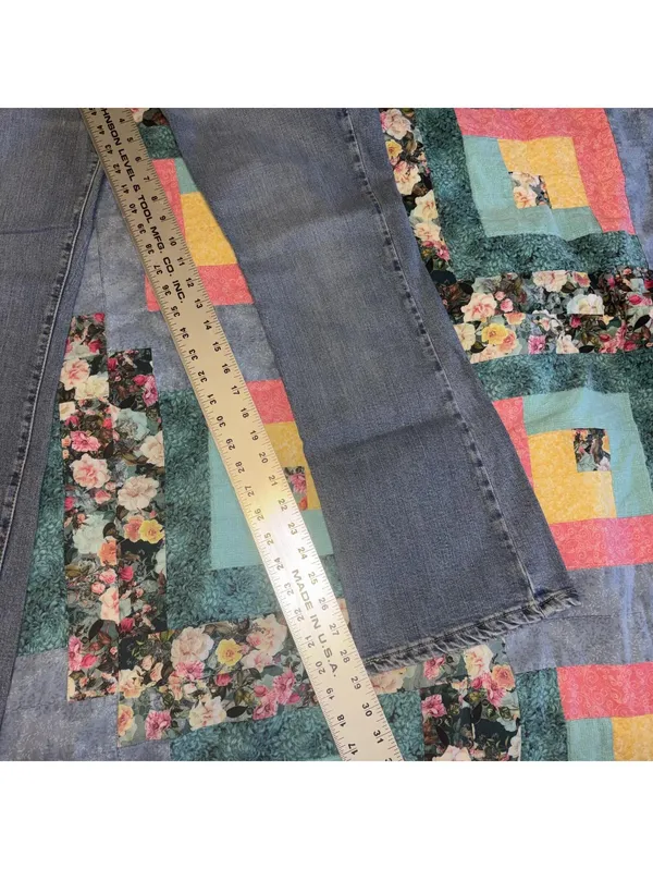 Levi's 518 Superlow Boot Cut Woman’s 11S JR Jeans Denim Levi Pants Light Wash - Image 9