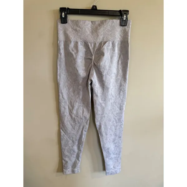 Gymshark Adapt Seamless Leggings Light Grey Marl‎ Textured Cropped Size L - Image 2