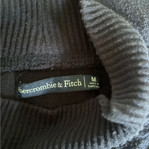 Abercrombie & Fitch Turtleneck Long Sleeve Sweater Medium Navy - Image 2