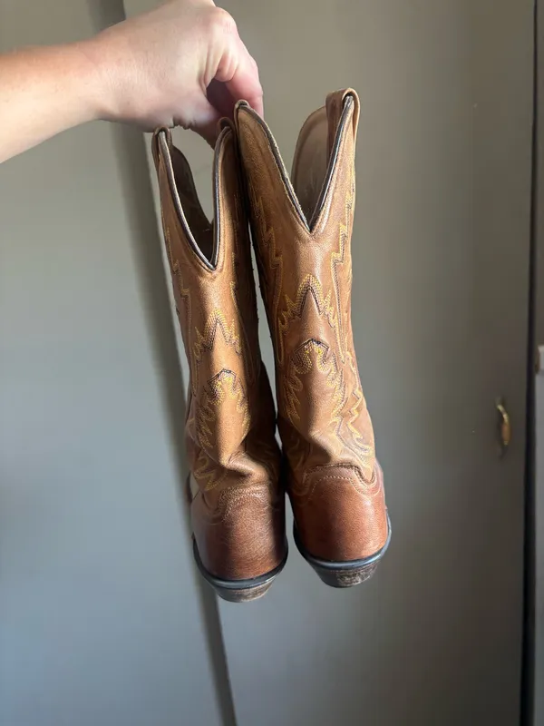 Cowgirl Boots Ariat Leather - Image 2