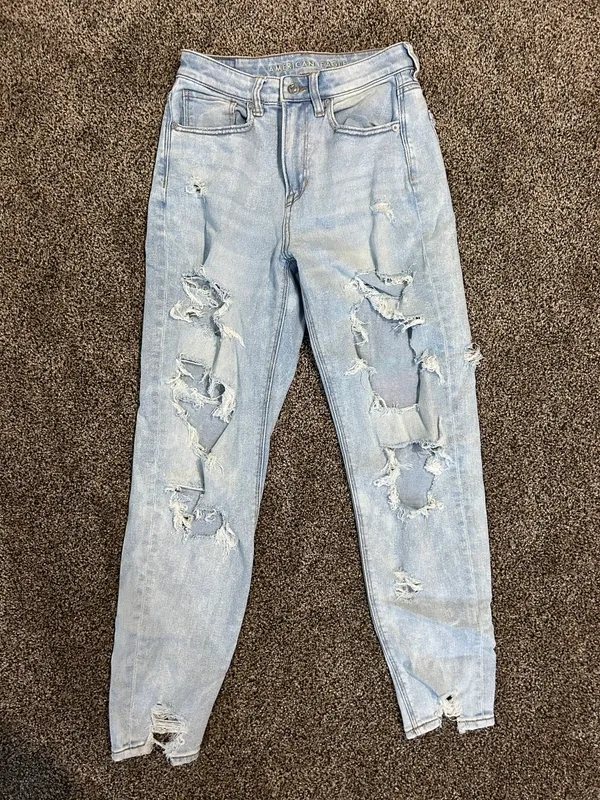 American Eagle Jeans - Image 2