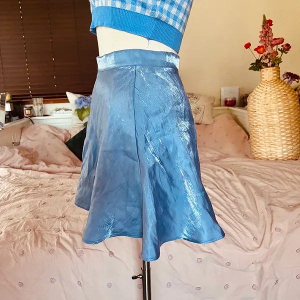 Boutique NEW Shimmery Circle Skirt - Image 4