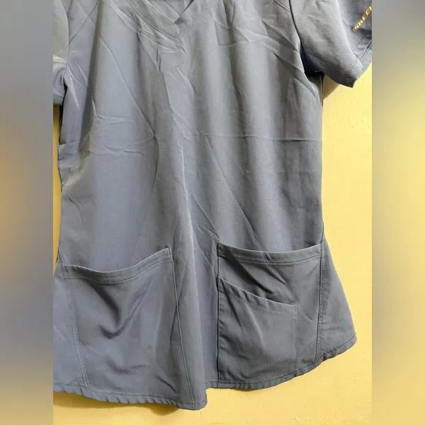 Skechers by Barco Breeze Women's 3-Pocket STRETCH V-Neck‎ Scrub Top Size XS - Image 2