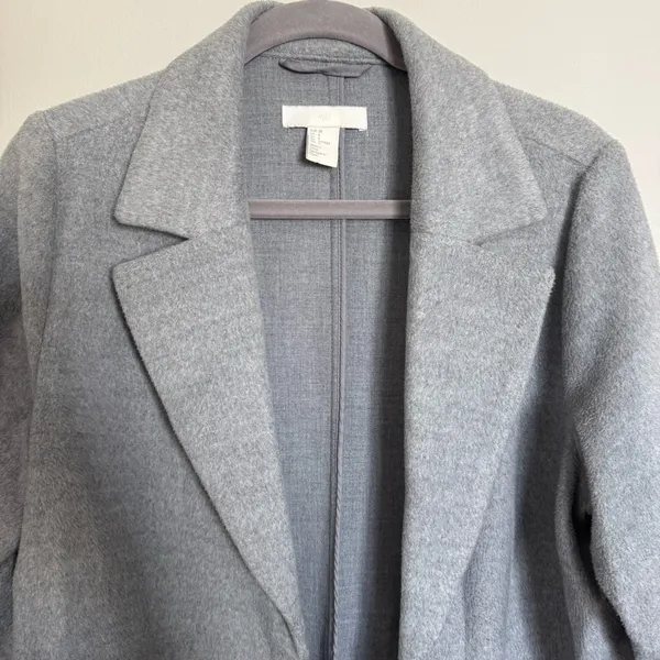 H&M Long Straight Cut Coat Jacket Light Gray Snap Closure Pockets Womens Size 8 - Image 7