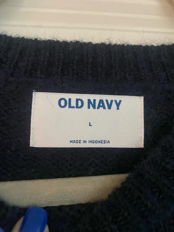 Old Navy Sweater NWOT - Image 2