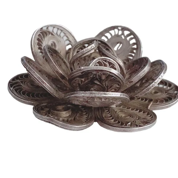 Vintage Handmade Sterling Silver Vintage Dark Tone Filigree Flower Motif Pendant - Image 6