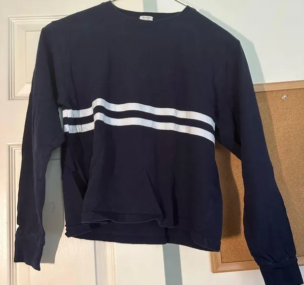 Brandy Melville John Galt Long Sleeve - Image 2