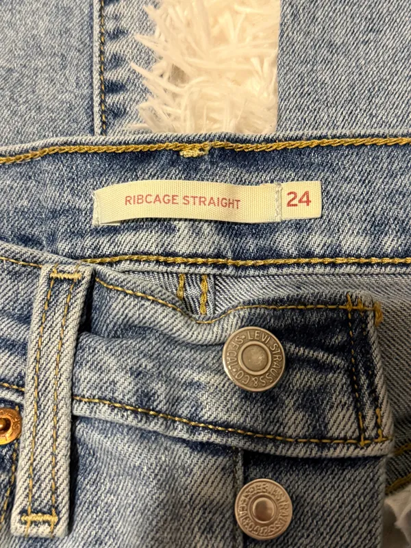 Levi’s Jeans - Image 3