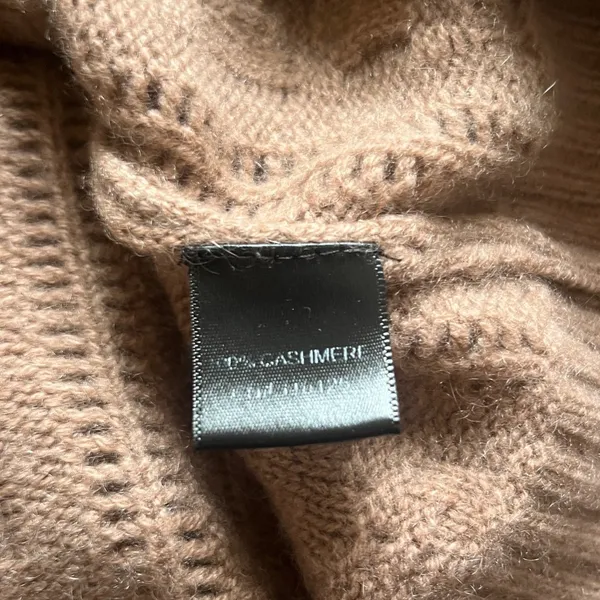 Quinn Cashmere knit sweater. Size XS - Image 4