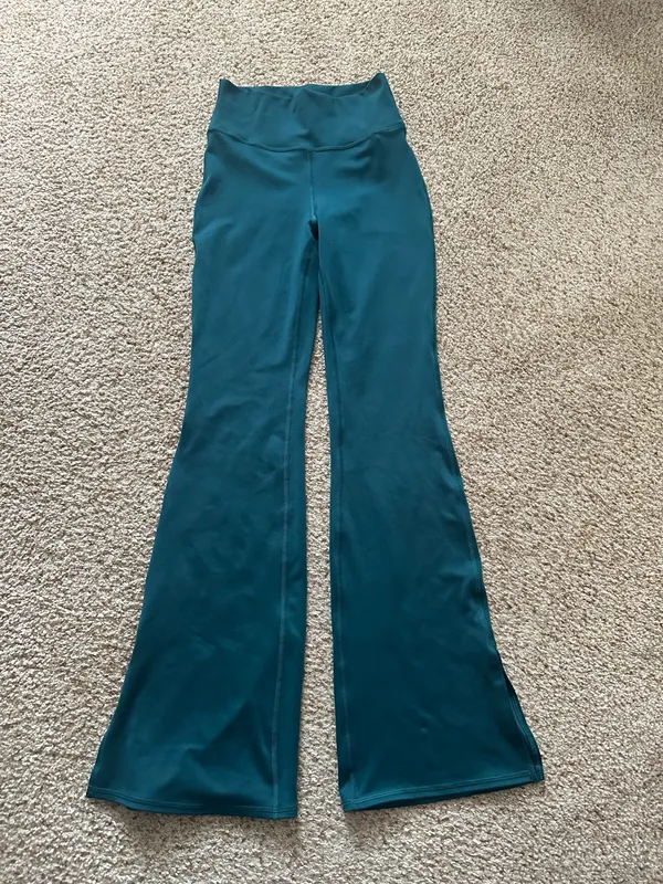 Gilly Hicks teal flare leggings Size small Excellent condition - Image 2