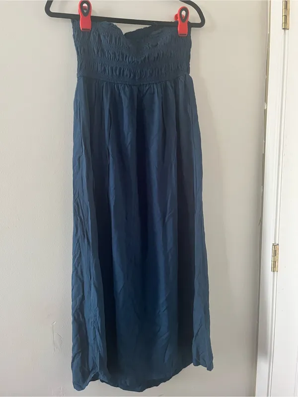 Old Navy Blue Strapless Smocked Maxi Dress Medium Coastal Euro Summer Resort - Image 6