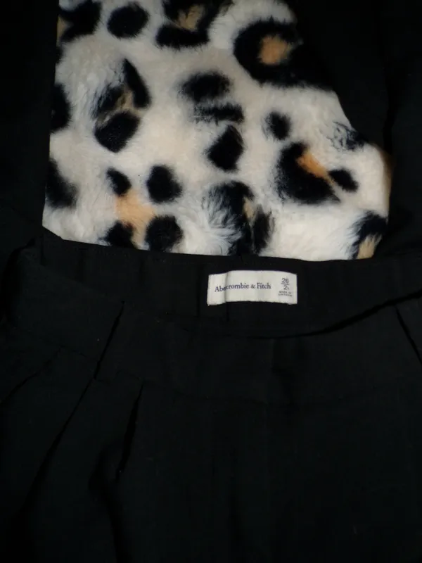 abercrombie and fitch square neck short sleeve bodysuit - Image 2