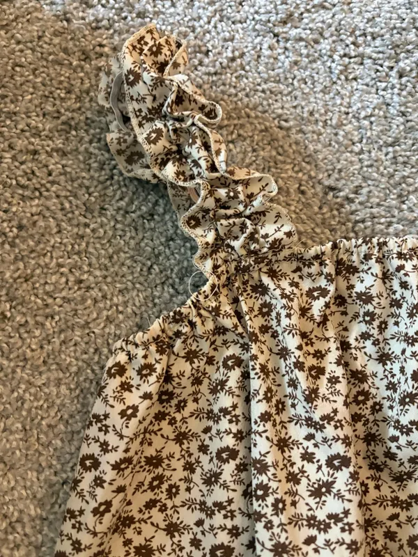 SheIn Floral Brown and Cream Tank - Image 3