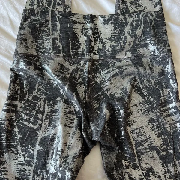 Lululemon Wunder Under High Rise Crinkle High Shine Foil Legging - Image 3