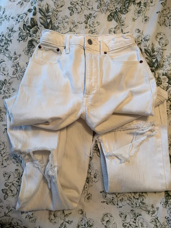 Abercrombie Curve Love Straight Jeans 25L - Image 4