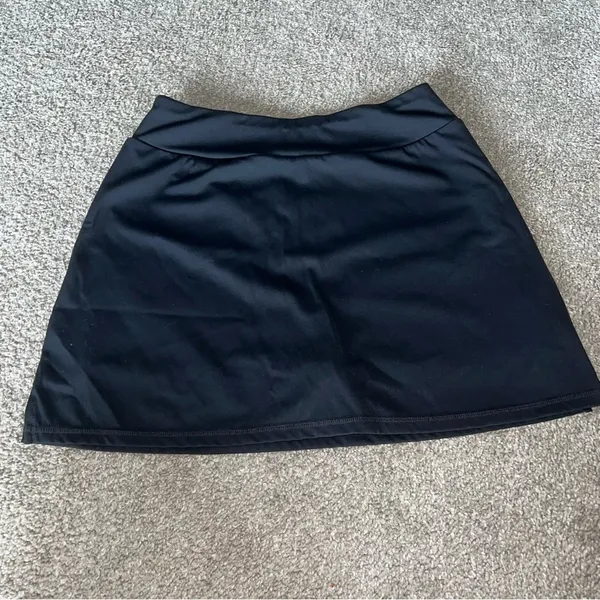 Amazon Lou Keith - Black Golf/Tennis Skort - Small Skirt with shorts - Image 3