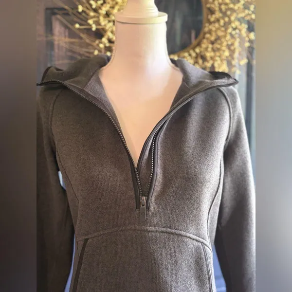 Lululemon 1/4 Zip Charcoal hoodie with Pockets - Image 3