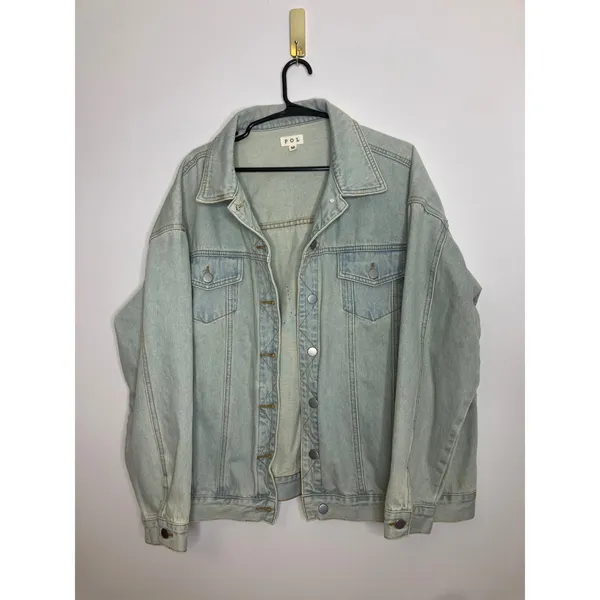 POL Denim Jacket Womens Medium Light Blue Excellent Pearl Love Embellished TWJ19 - Image 3