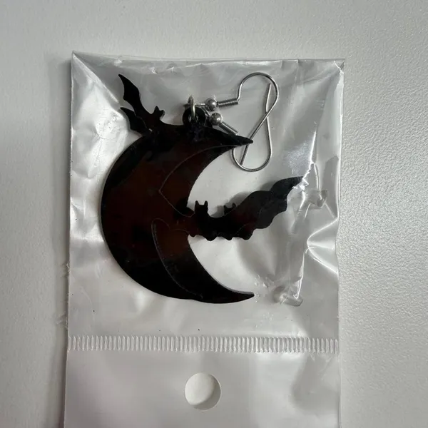 7 pair Halloween goth earring bundl Black - Image 7