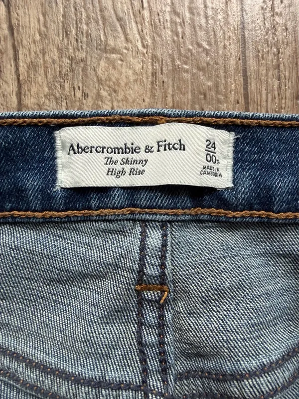 Abercrombie & Fitch Skinny Jeans - Image 2